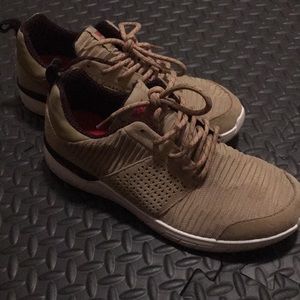 Supra’s Scissor Khaki/Red